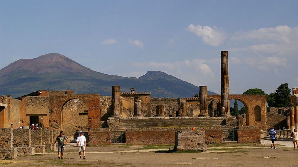 100 colpi di branding prima di rilanciare Pompei