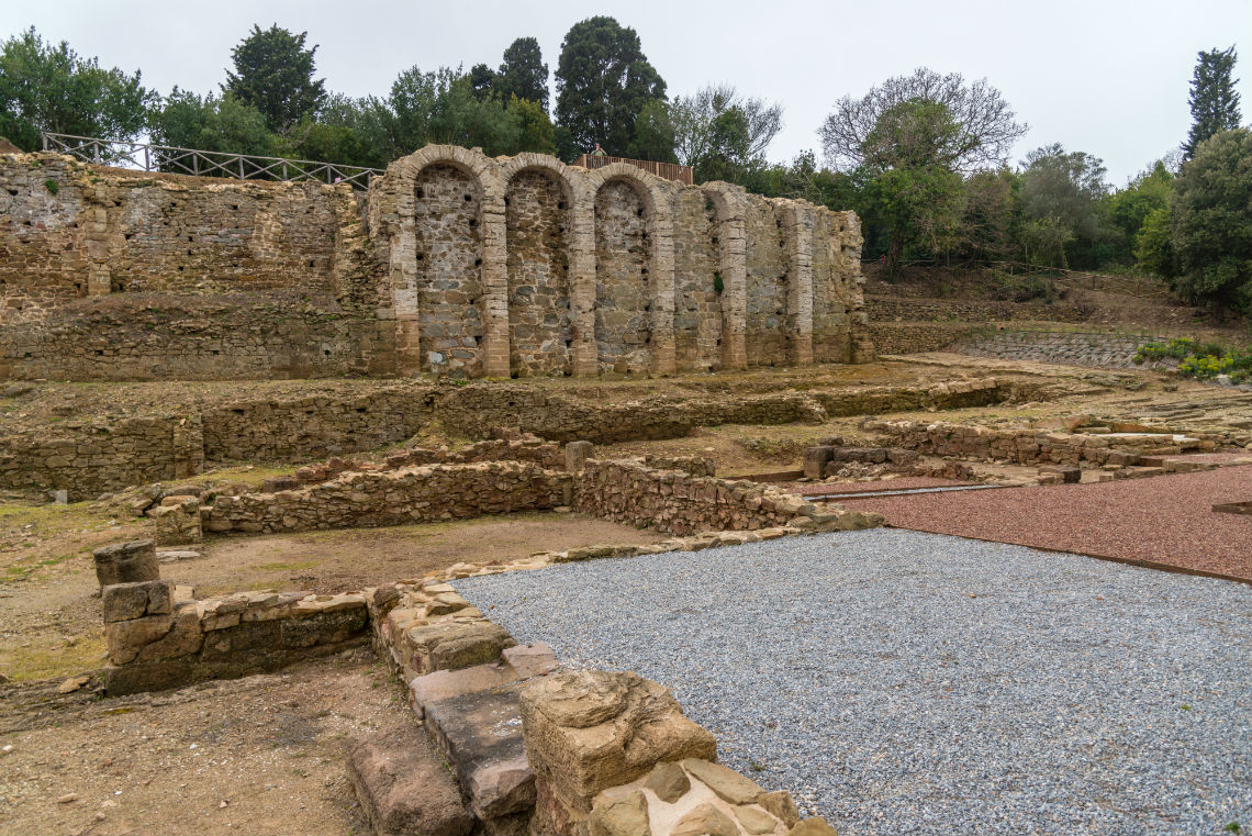 Val di Cornia, Logge Acropoli Populonia