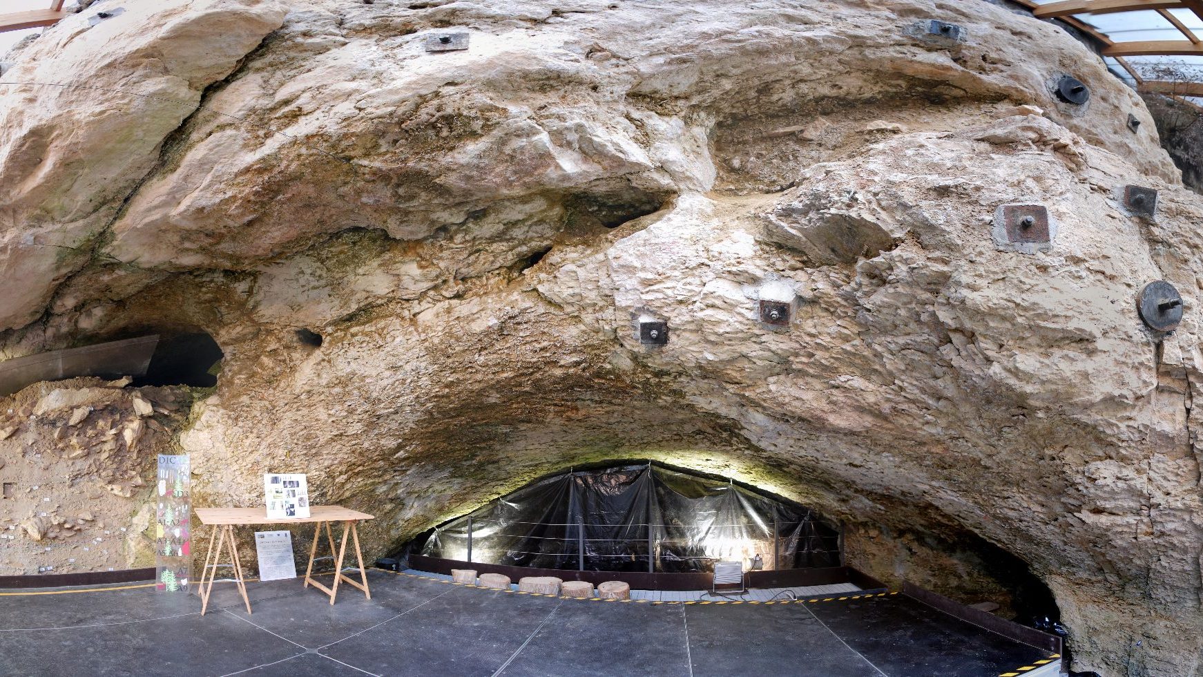 Grotta di Fumane: trent’anni di grandi scoperte su Neandertal e Sapiens
