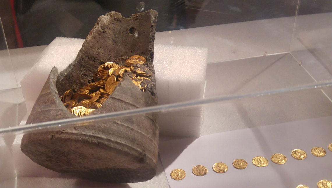 Cosa sappiamo finora del tesoretto di monete d’oro ritrovato a Como