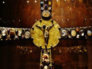 Croce di Desiderio Gemme antiche